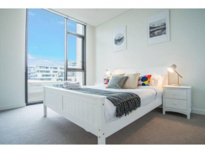 EXCLUSIVE SYDNEY ONE BEDROOM NEAR GREEN SQUARE